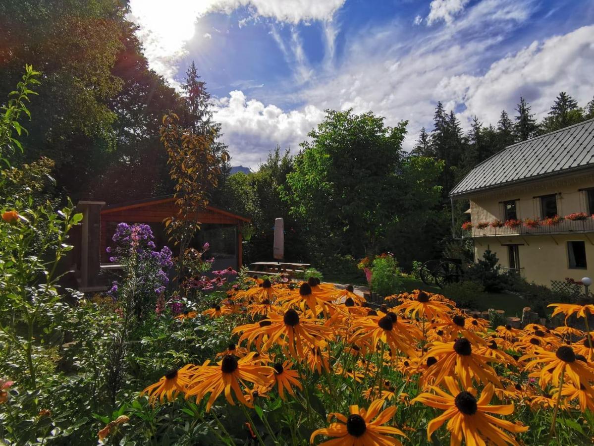 Le Moulin Des Olirics Villa Sallanches Eksteriør bilde